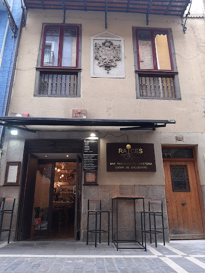 Raíces - C. de la Merced, 5, 31001 Pamplona, Navarra, Spain