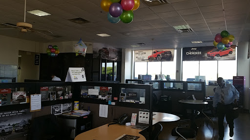 Car Dealer «Lone Star Chrysler Dodge Jeep Ram», reviews and photos, 8811 I-35, San Antonio, TX 78211, USA