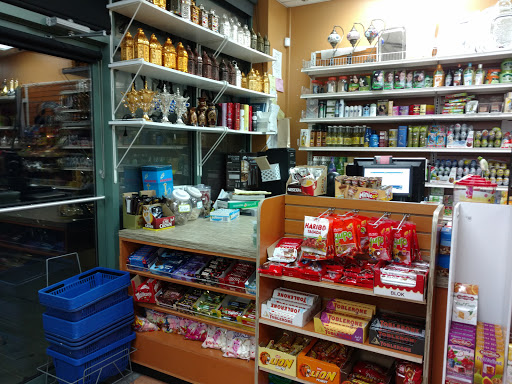 Asian Grocery Store «Sayar Food Market», reviews and photos, 3 Everett St #3e, Revere, MA 02151, USA