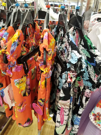 Department Store «T.J. Maxx», reviews and photos, 6140 Glenway Ave, Cincinnati, OH 45211, USA