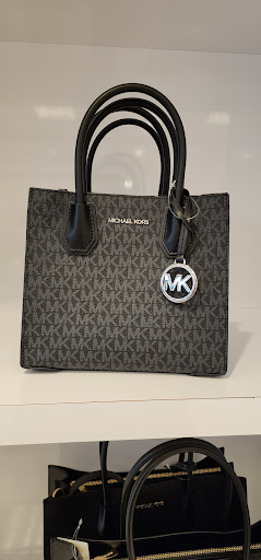 Fashion Accessories Store «Michael Kors», reviews and photos, 3690 Livermore Outlets Dr, Livermore, CA 94551, USA