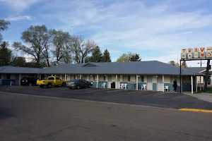 Trav-O-Tel Motel image