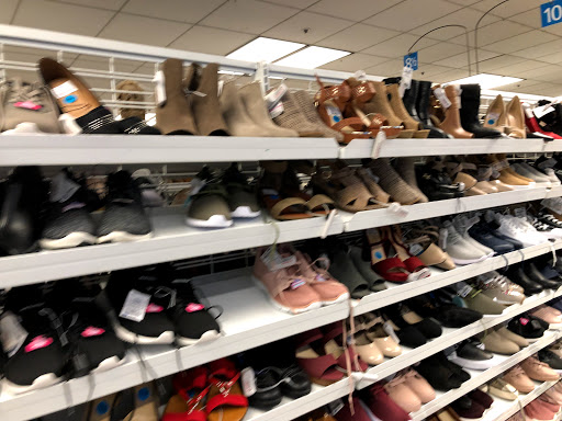 Clothing Store «Ross Dress for Less», reviews and photos, 19 Colma Blvd, Colma, CA 94014, USA