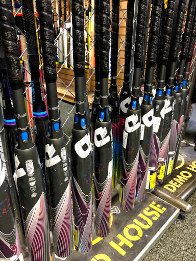 Sporting Goods Store «Play It Again Sports», reviews and photos, 1422 NW 9th St, Corvallis, OR 97330, USA