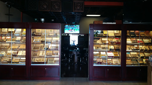 Cigar Shop «Falto Cigar Club», reviews and photos, 78370 CA-111 #145, La Quinta, CA 92253, USA
