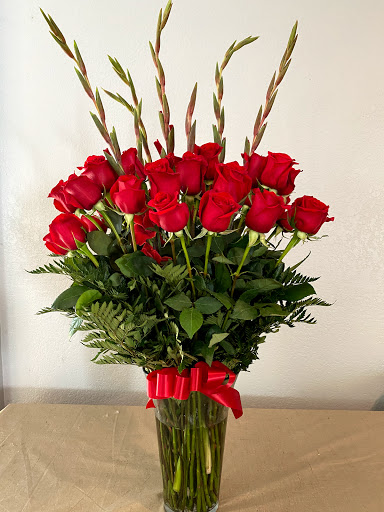 Florist «Roses Just Because/Hub Florist Of Lutz», reviews and photos, 18721 N Dale Mabry Hwy, Lutz, FL 33548, USA