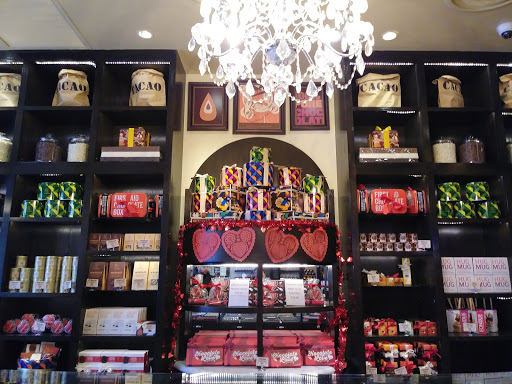 Restaurant «Max Brenner», reviews and photos, 745 Boylston St, Boston, MA 02116, USA