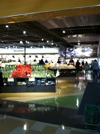 Grocery Store «Strack & Van Til Food Market», reviews and photos, 9632 Cline Ave, Highland, IN 46322, USA