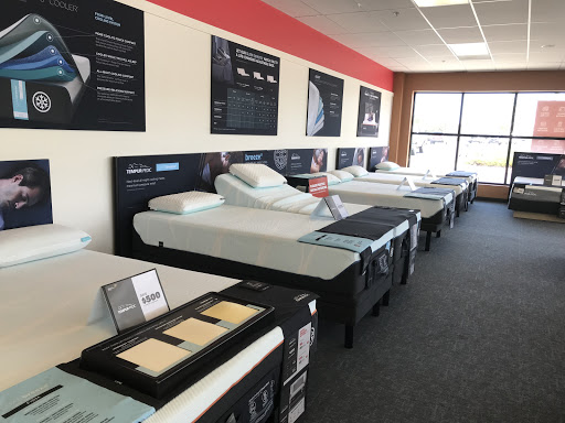 Mattress Store «Mattress Firm Highlands Ranch Westridge», reviews and photos, 9305 Dorchester St Suite 102, Highlands Ranch, CO 80129, USA