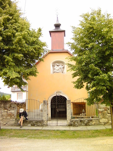Szent Sebestyén, Szent Rókus és Szent Rozália kápolna (barokk) - Templom