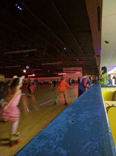 Roller Skating Rink «Western Skateland», reviews and photos, 930 W 17th St, Bloomington, IN 47404, USA