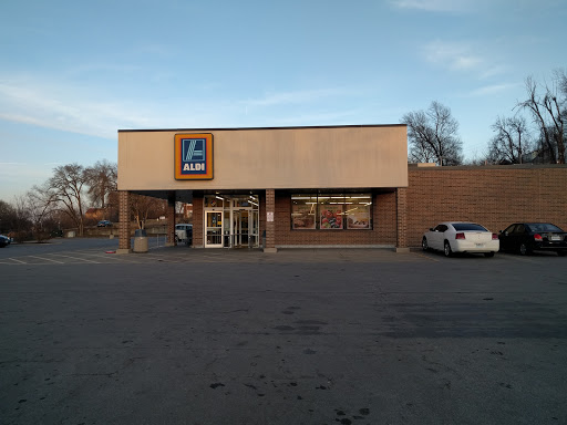Supermarket «ALDI», reviews and photos, 6415 Troost Ave, Kansas City, MO 64131, USA