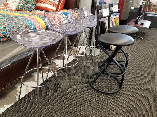 Furniture Rental Service «CORT Furniture Rental & Clearance Center», reviews and photos, 7400 Squire Ct, West Chester Township, OH 45069, USA