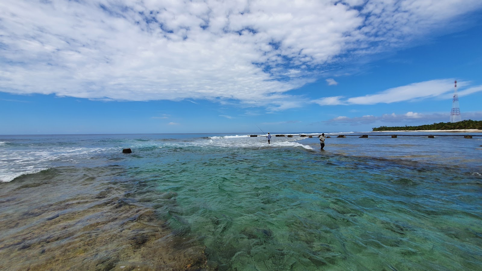 Foto van Maaneyre Athiri Beach met gemiddeld niveau van netheid