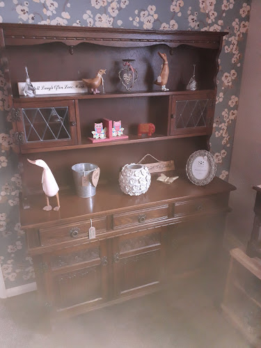 Reviews of Shabby 2 Chic Furniture and Antiques in Nottingham - Furniture store