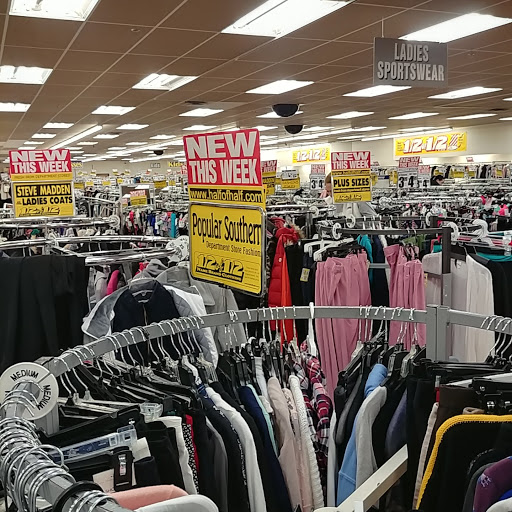 Clothing Store «Half Of Half Name Brand Clothing», reviews and photos, 4720 S Cooper St, Arlington, TX 76017, USA