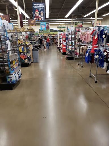 Pet Supply Store «Petco Animal Supplies», reviews and photos, 2210 N Eagle Rd, Meridian, ID 83646, USA