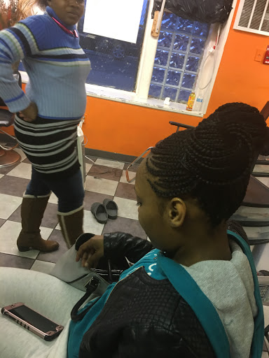 Hair Salon «Princess AICHA AFRICAN HAIR BRAIDING SALON», reviews and photos, 1000 W Olney Ave, Philadelphia, PA 19141, USA