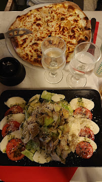 Plats et boissons du Restaurant italien Le Petit Napoli Villeneuve-Tolosane - n°5