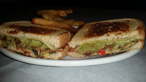 Grill «190 Grille & Cinema», reviews and photos, 190 Glen St, Glens Falls, NY 12801, USA