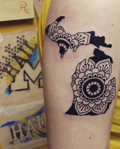 Tattoo Shop «Lucky Monkey Tattoo Parlour», reviews and photos, 3024 Packard Rd, Ann Arbor, MI 48108, USA