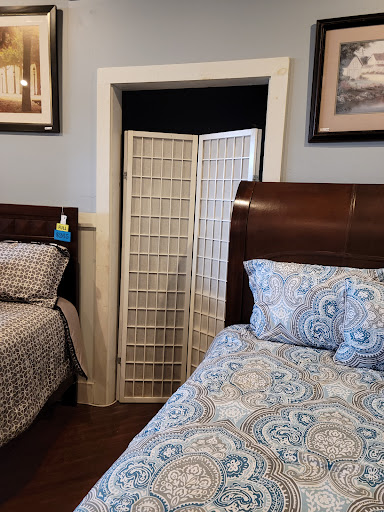 Used Furniture Store «Hometown Refurnishing», reviews and photos, 24 E Main St, Ephrata, PA 17522, USA