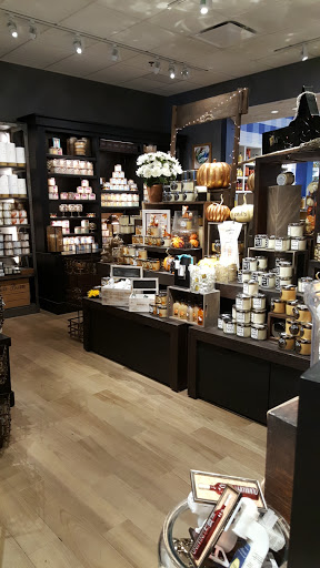 Beauty Supply Store «Bath & Body Works», reviews and photos, 275 Pavilion Pkwy, Fayetteville, GA 30214, USA