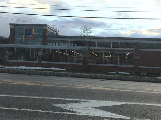 Supermarket «ALDI», reviews and photos, 6820 E Genesee St, Fayetteville, NY 13066, USA