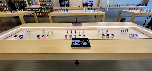 Computer Store «Apple Towson Town Center», reviews and photos, 825 Dulaney Valley Rd, Towson, MD 21204, USA