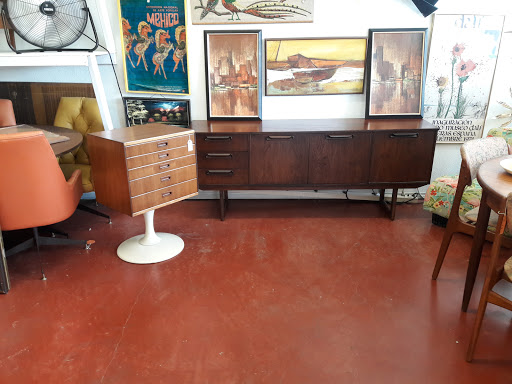 Furniture Store «San Antonio Furniture Finders», reviews and photos, 617 Fredericksburg Rd, San Antonio, TX 78201, USA