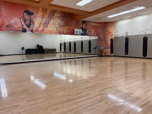 Gym «LA Fitness», reviews and photos, 115 Skokie Valley Rd, Highland Park, IL 60035, USA