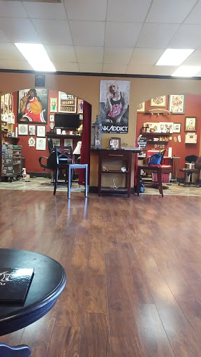 Tattoo Shop «Electric Chair Tattoo», reviews and photos, 4367 Miller Rd, Flint, MI 48507, USA