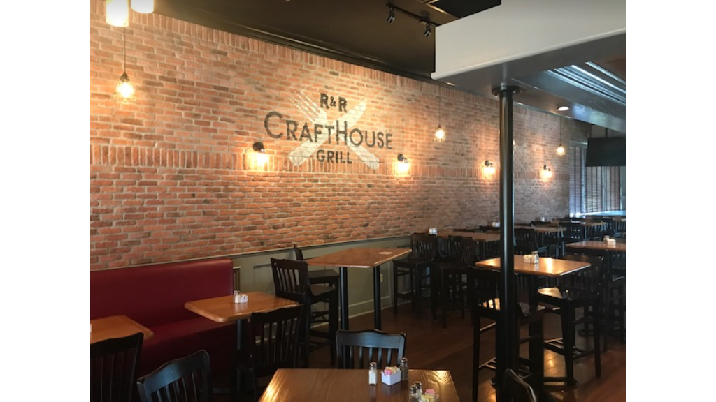 R & R CraftHouse Grill