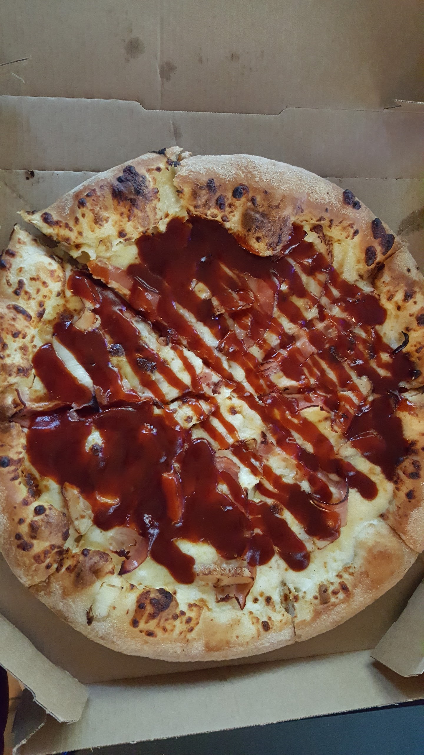 Photo n° 1 de l'avis de Jordan. fait le 10/05/2017 à 22:15