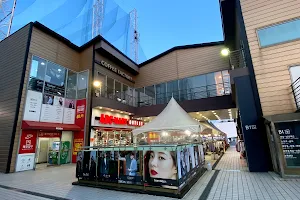 Moda Outlet - Osan image