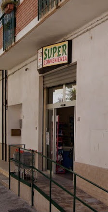 Super Convenienza Lobetti Via Lisbona, 31, 88842 Cutro KR, Italia