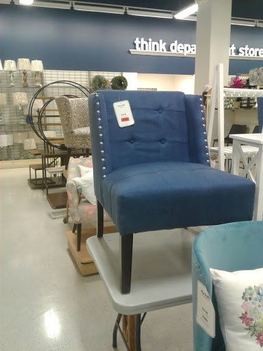 Shopping Mall «Penn Station Shopping Center», reviews and photos, 5600 Silver Hill Rd, District Heights, MD 20747, USA