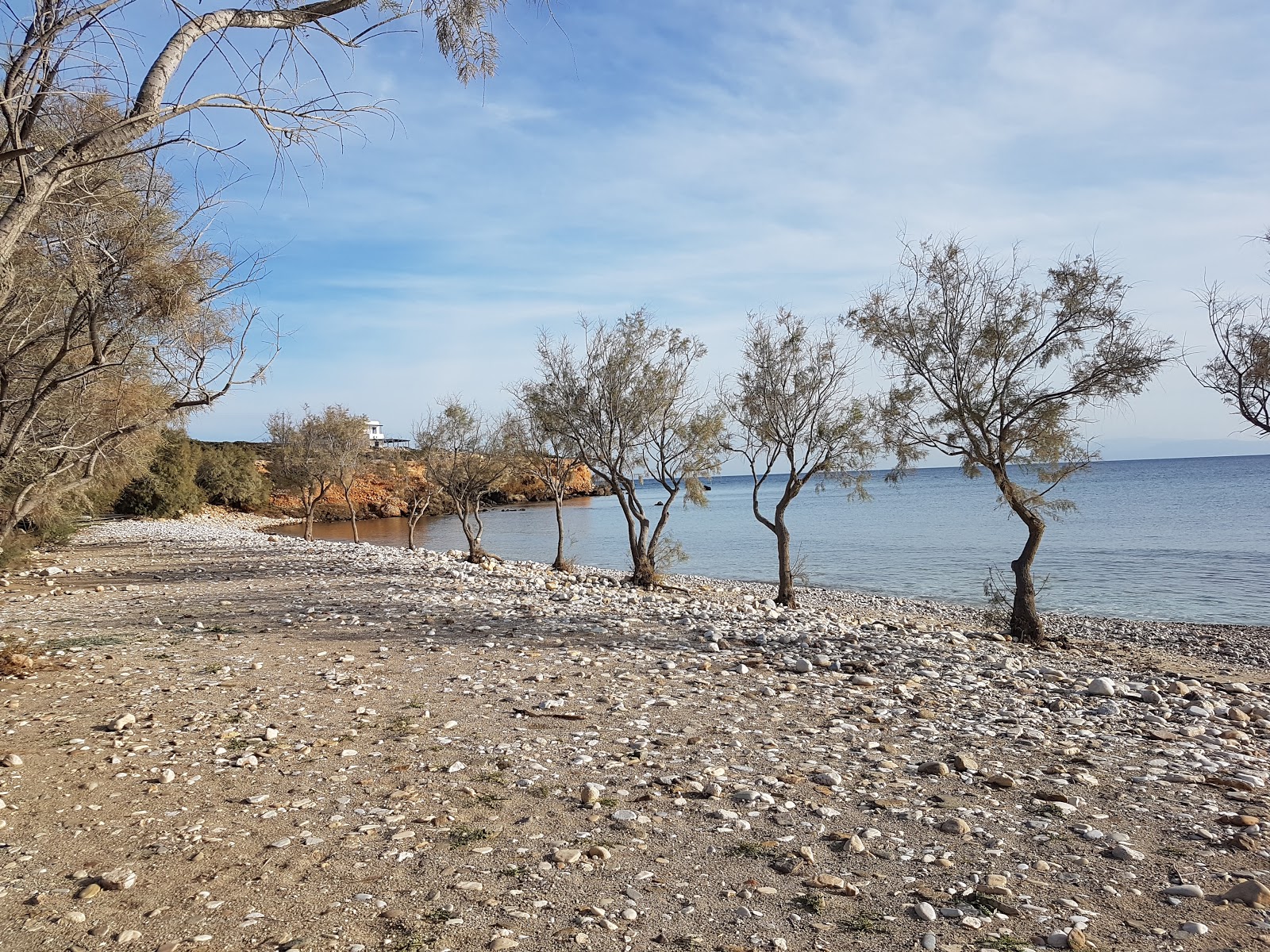 Fotografie cu Glyfa beach - locul popular printre cunoscătorii de relaxare
