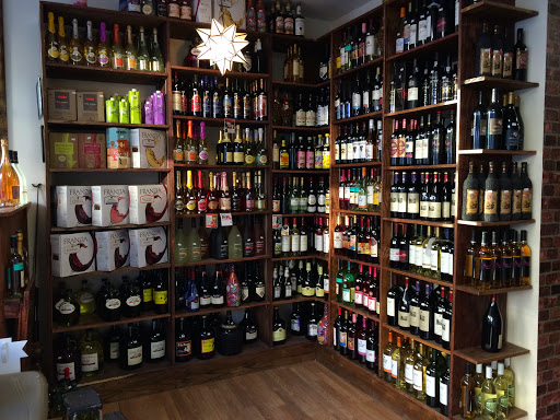 Liquor Store «B&S WINE AND SPIRITS», reviews and photos, 152 Wyckoff Ave, Brooklyn, NY 11237, USA