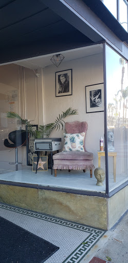 Beauty Salon «Hollywood Dolls Beauty Salon & Boutique», reviews and photos, 336 W 7th St, San Pedro, CA 90731, USA