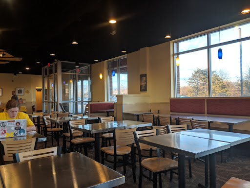 Mexican Restaurant «QDOBA Mexican Eats», reviews and photos, 3279 Washtenaw Ave #103, Ann Arbor, MI 48104, USA