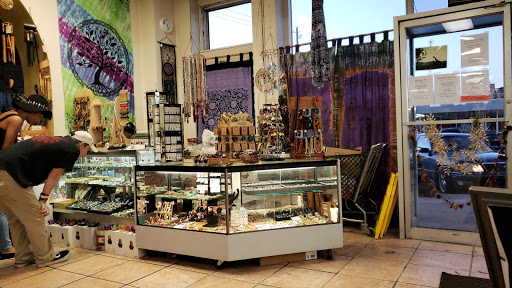 Health Food Store «Golden Temple Health Food Store», reviews and photos, 1901 11th Ave S, Birmingham, AL 35205, USA