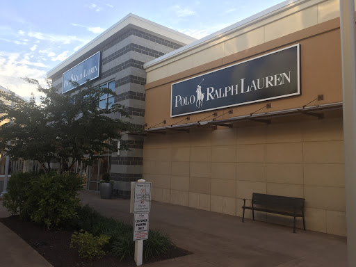 Outlet Mall «Tanger Outlet National Harbor», reviews and photos, 6800 Oxon Hill Rd, Oxon Hill, MD 20745, USA