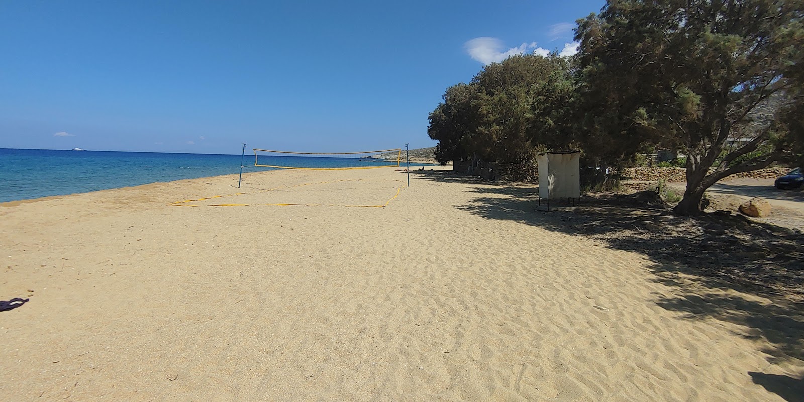 Fotografija Paralia Psathi priljubljeno mesto med poznavalci sprostitve