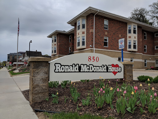 Lodging «Ronald McDonald House», reviews and photos