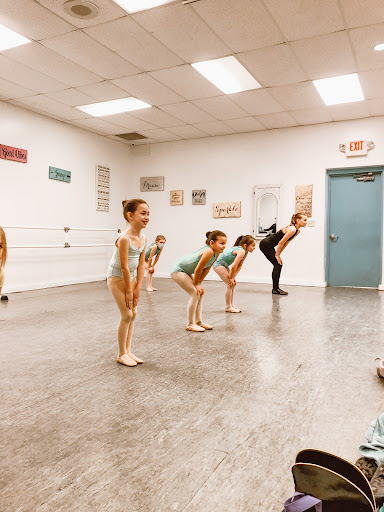 Dance School «Kenosha Academy of Dance, Music & Drama», reviews and photos, 7600 75th St #121, Kenosha, WI 53142, USA