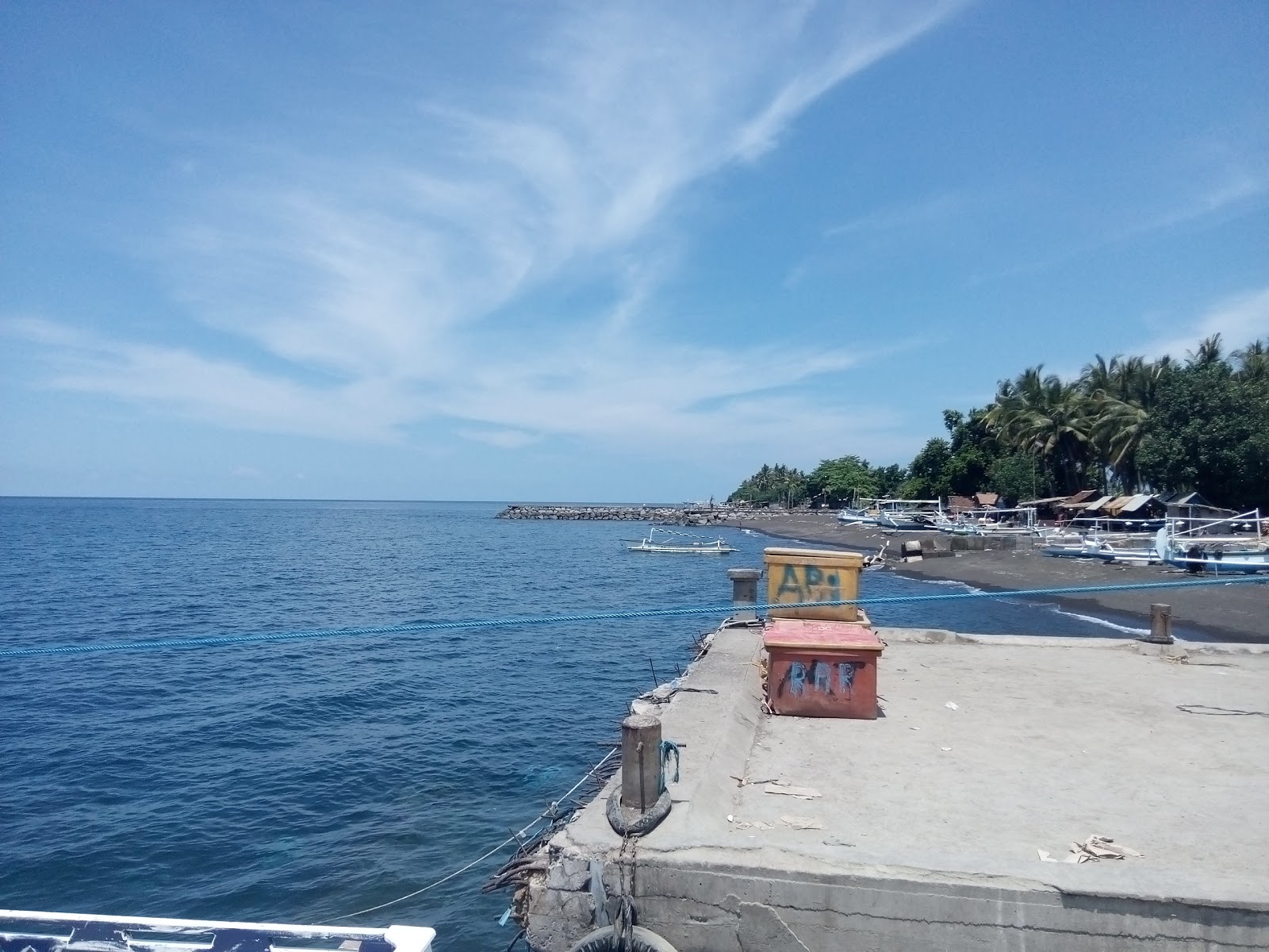 Fotografija Golden Giri Beach priljubljeno mesto med poznavalci sprostitve