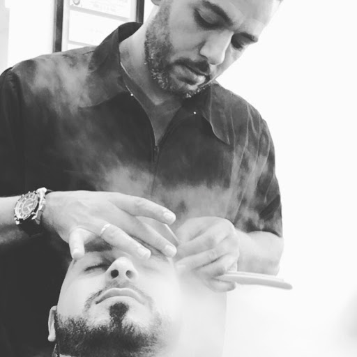 Barber Shop «Moetown’s Barber Shop», reviews and photos, 10030 Cross Creek Blvd, Tampa, FL 33647, USA