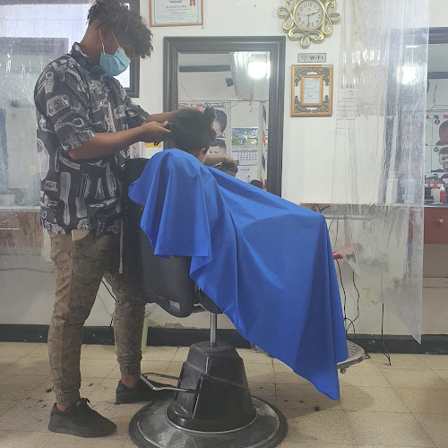 Barber salon D'MOON