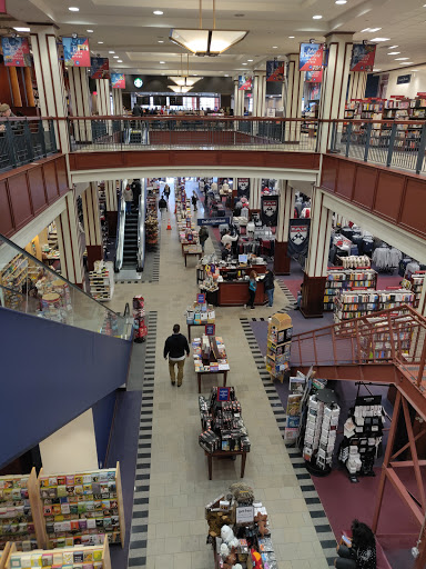Book Store «University of Pennsylvania Bookstore», reviews and photos, 3601 Walnut St, Philadelphia, PA 19104, USA